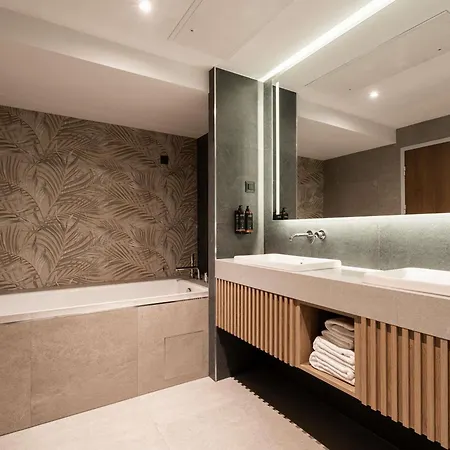 ホテル Mercure 4*