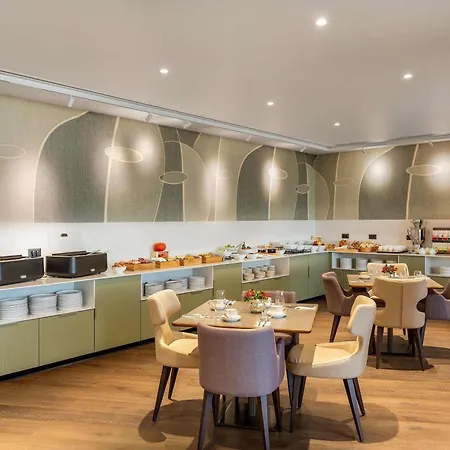 Хотел Mercure София