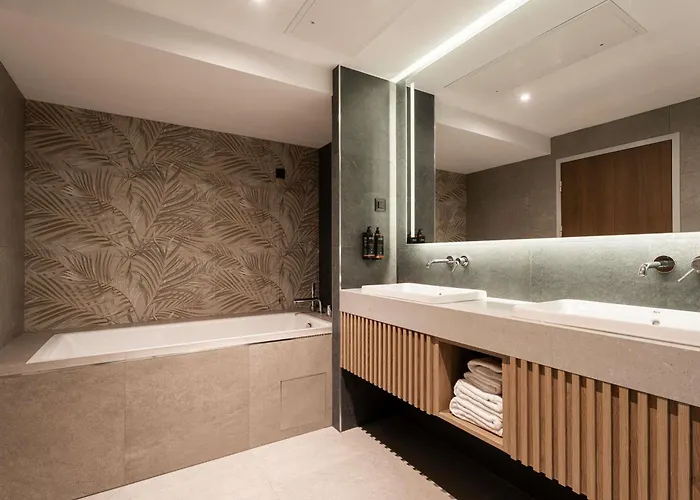 Хотел Mercure 4*